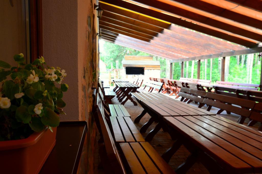 Lesny Zakatek Bed & Breakfast Smardzewice Exterior photo